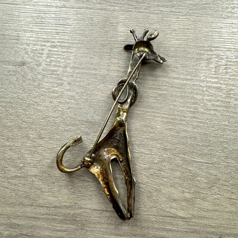 Vintage Brookraft Sterling Giraffe Brooch - Picture 3 of 4